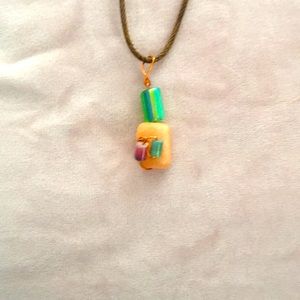 Women’s necklace